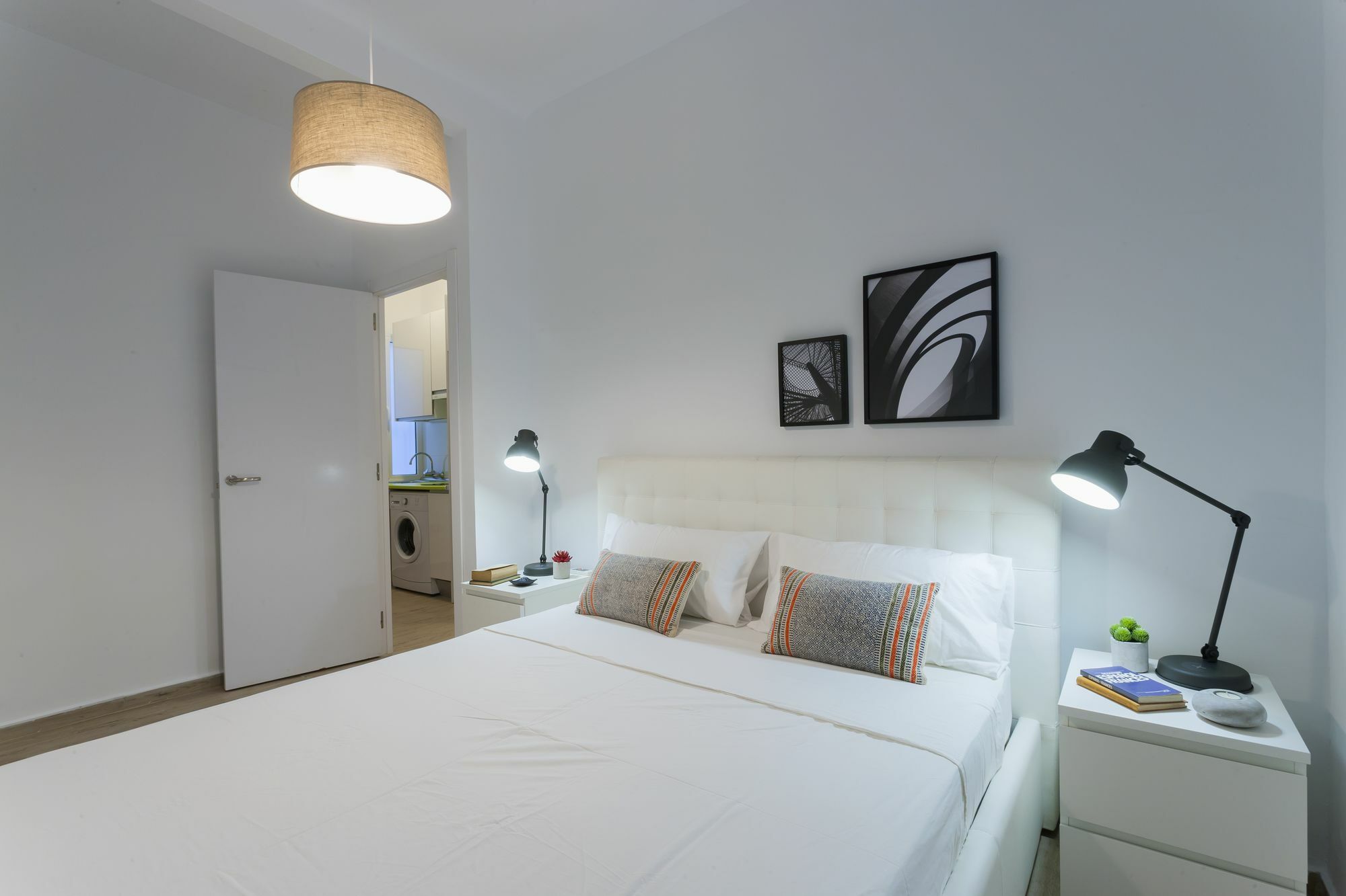 Dobo Rooms Ronda De Segovia Madrid Kültér fotó